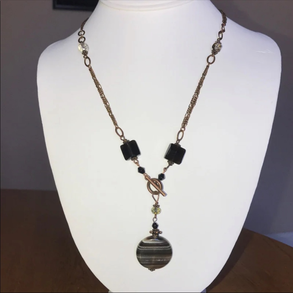 Polished Zebra Agate & Onyx Toggle Necklace